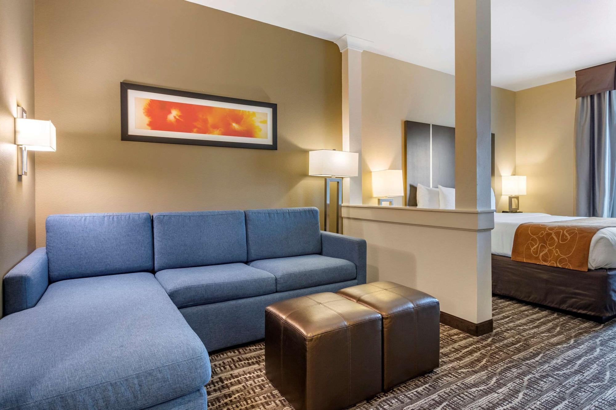 Comfort Suites Near Sam Houston Race Park Jersey Village Exterior photo