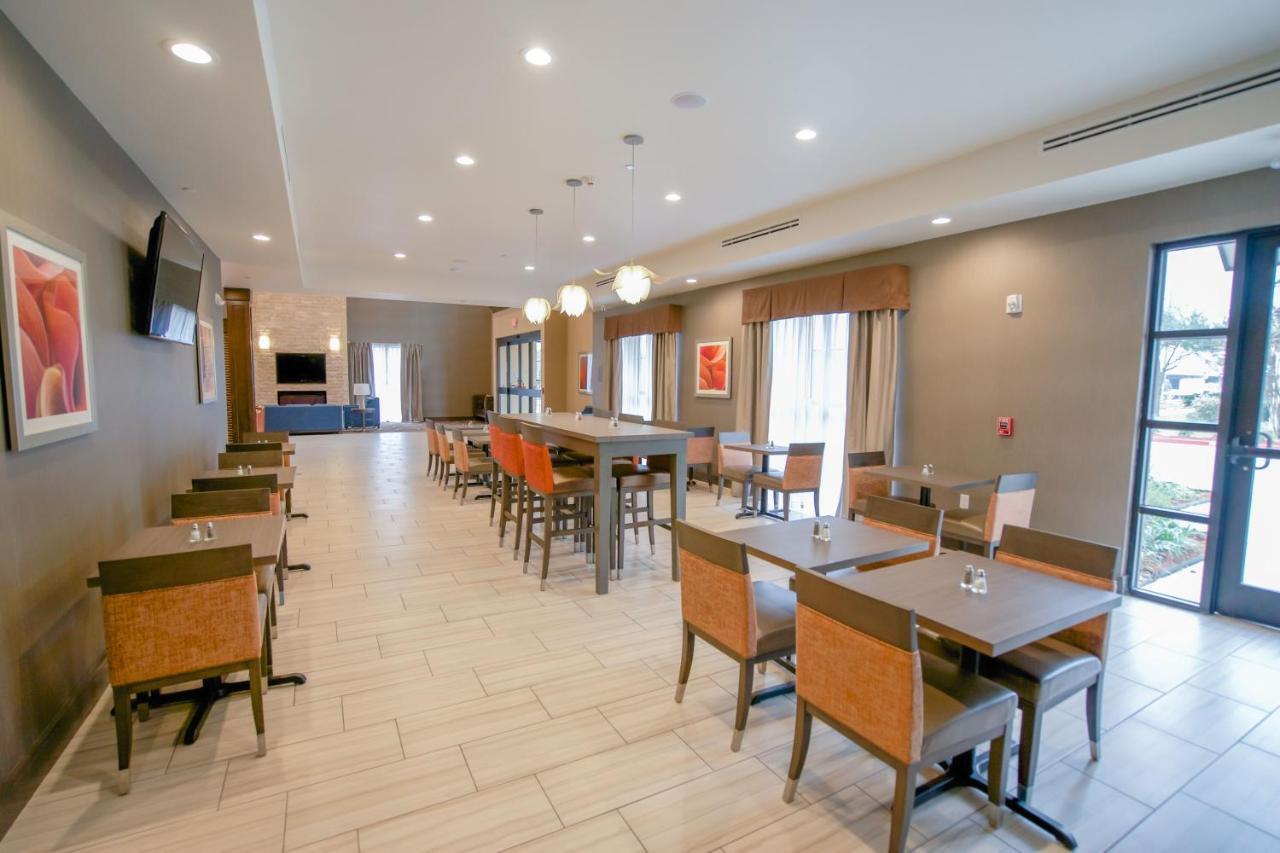 Comfort Suites Near Sam Houston Race Park Jersey Village Exterior photo